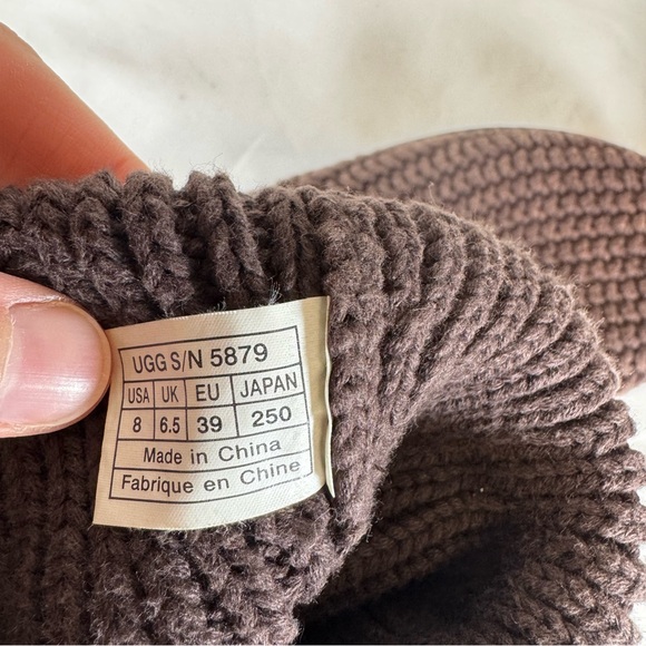 UGG Classic Cardy Brown Argyle Knit Sweater Boots size 8 with Box - Picture 12 of 12